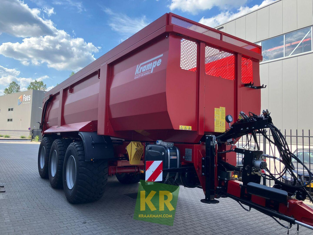 Krampe BIG BODY 900 - Toa kéo nhỏng/ Xe đổ: hình 3 Krampe BIG BODY 900 - Toa kéo nhỏng/ Xe đổ: hình 3