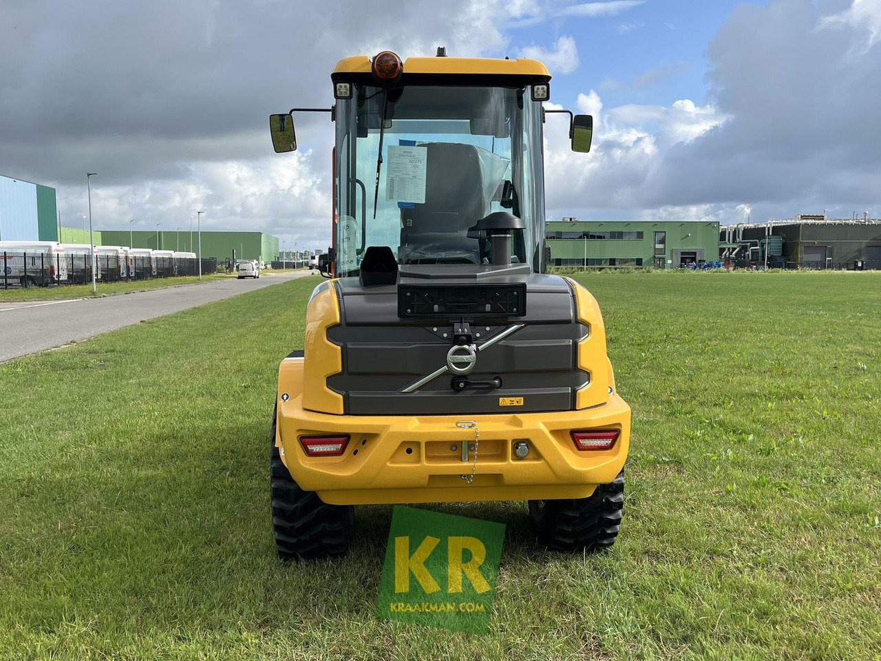 L30HS Volvo - Máy xúc lật bánh lốp: hình 4 L30HS Volvo - Máy xúc lật bánh lốp: hình 4