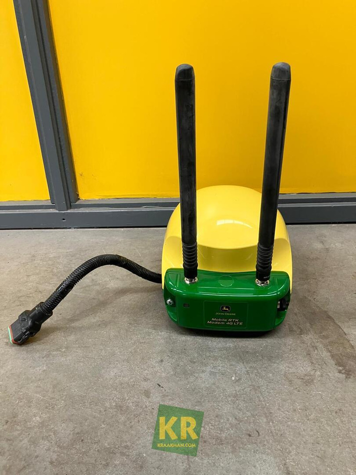 Starfire 6000 ontvanger John Deere - Hệ thống định vị cho Máy móc nông nghiệp: hình 2 Starfire 6000 ontvanger John Deere - Hệ thống định vị cho Máy móc nông nghiệp: hình 2