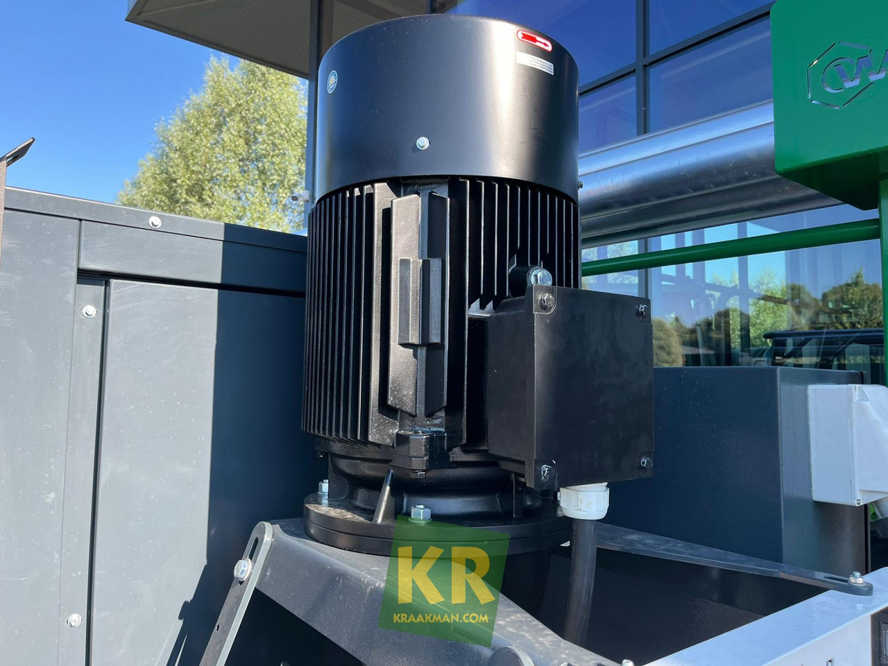 WIJNEN RM70 - Hệ thống tưới: hình 1 WIJNEN RM70 - Hệ thống tưới: hình 1