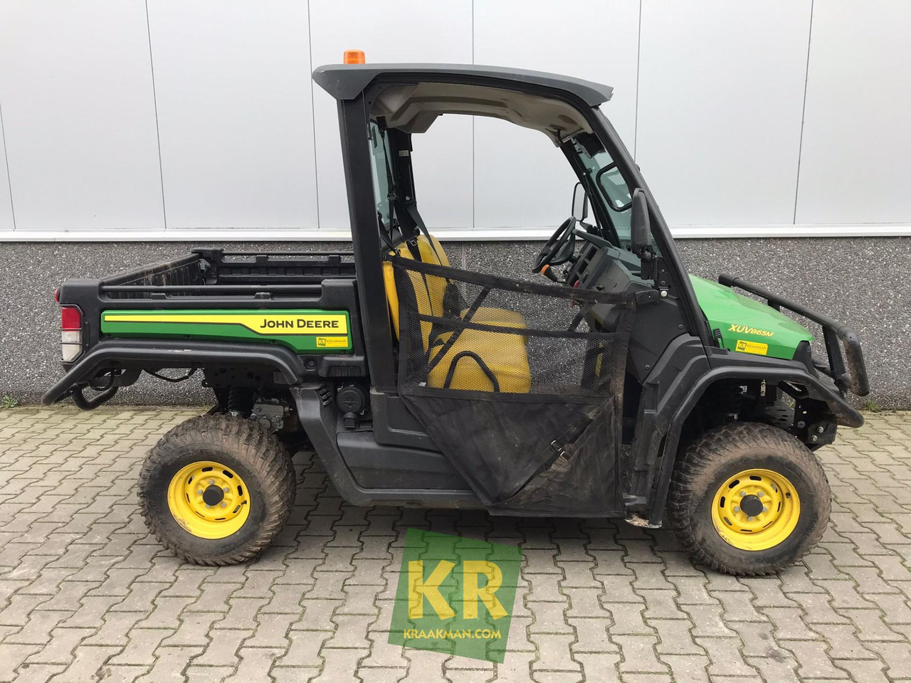 XUV865M John Deere - ATV/ Xe 4 bánh: hình 2 XUV865M John Deere - ATV/ Xe 4 bánh: hình 2