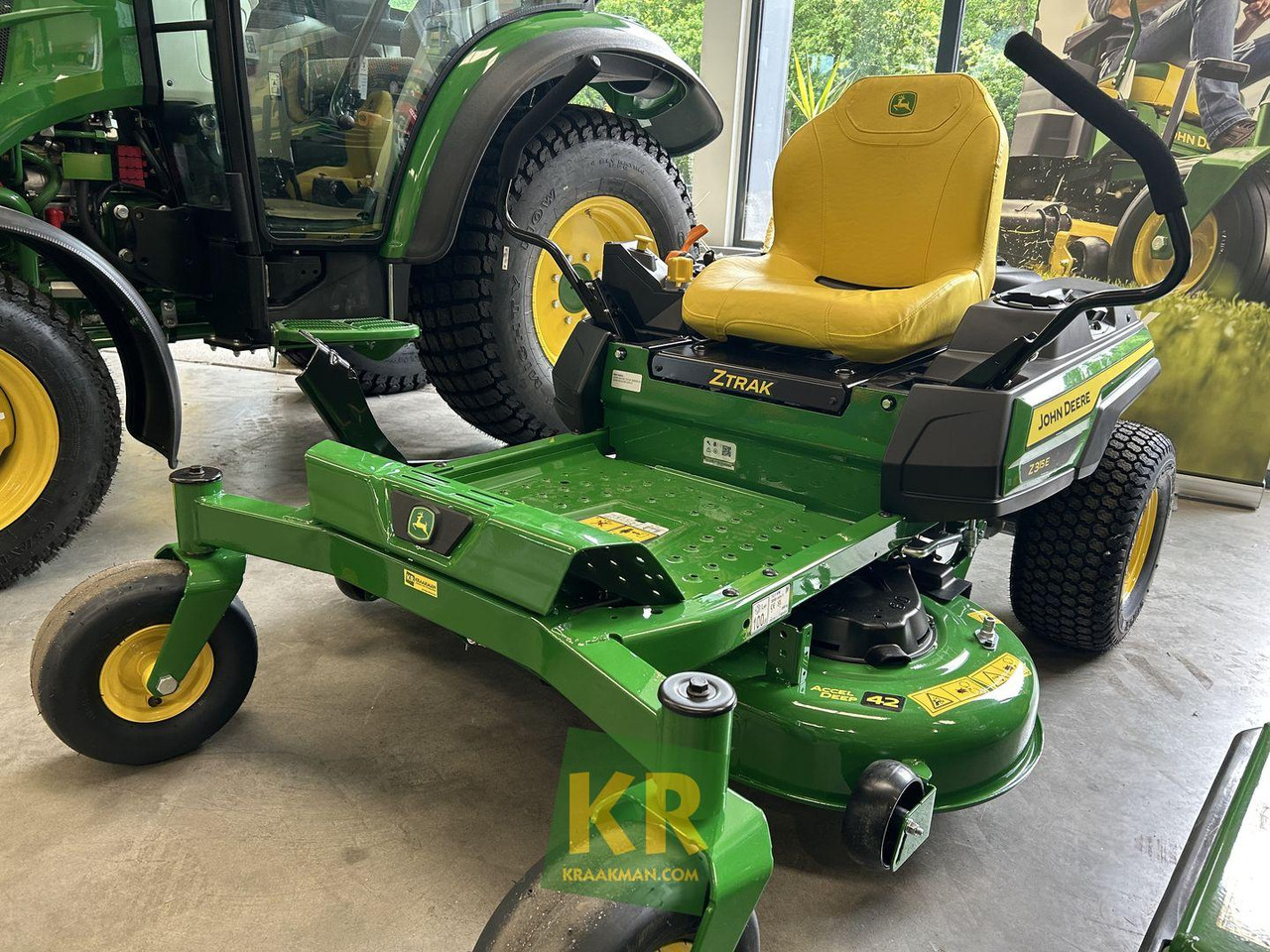 Z315E Zeroturn maaier John Deere - Máy cắt cỏ vườn: hình 2 Z315E Zeroturn maaier John Deere - Máy cắt cỏ vườn: hình 2