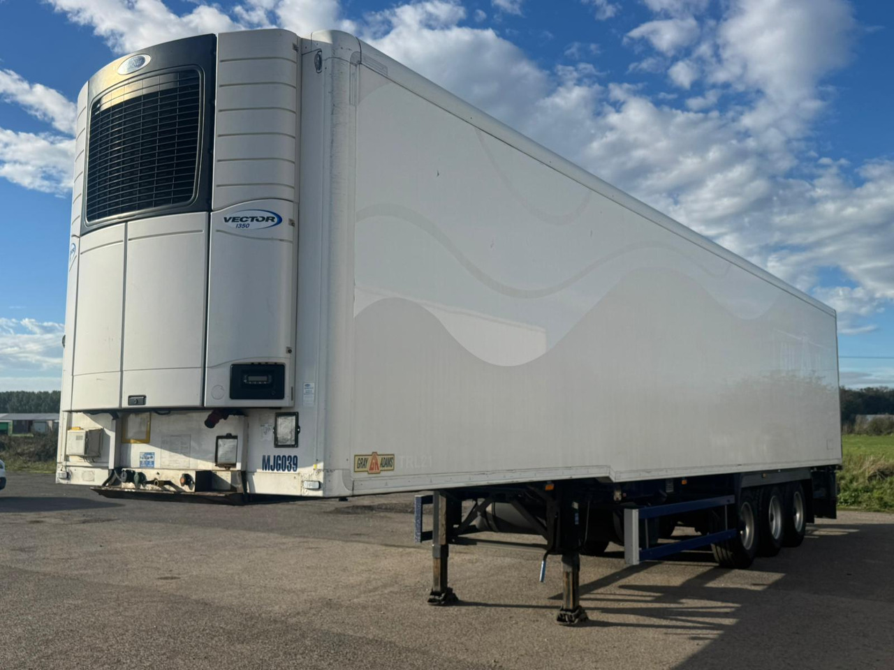 Gray and Adams 2016 Vector 1350 – MJG039 - Sơ mi rơ moóc đông lạnh: hình 1 Gray and Adams 2016 Vector 1350 – MJG039 - Sơ mi rơ moóc đông lạnh: hình 1