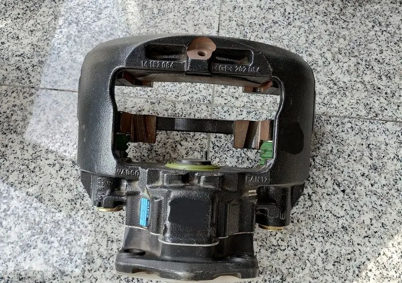 Zacisk hamulcowy MAN L2000 M2000 8-12 ton 81508049087 40175049 WABCO - Bộ kẹp phanh cho Xe tải: hình 1 Zacisk hamulcowy MAN L2000 M2000 8-12 ton 81508049087 40175049 WABCO - Bộ kẹp phanh cho Xe tải: hình 1