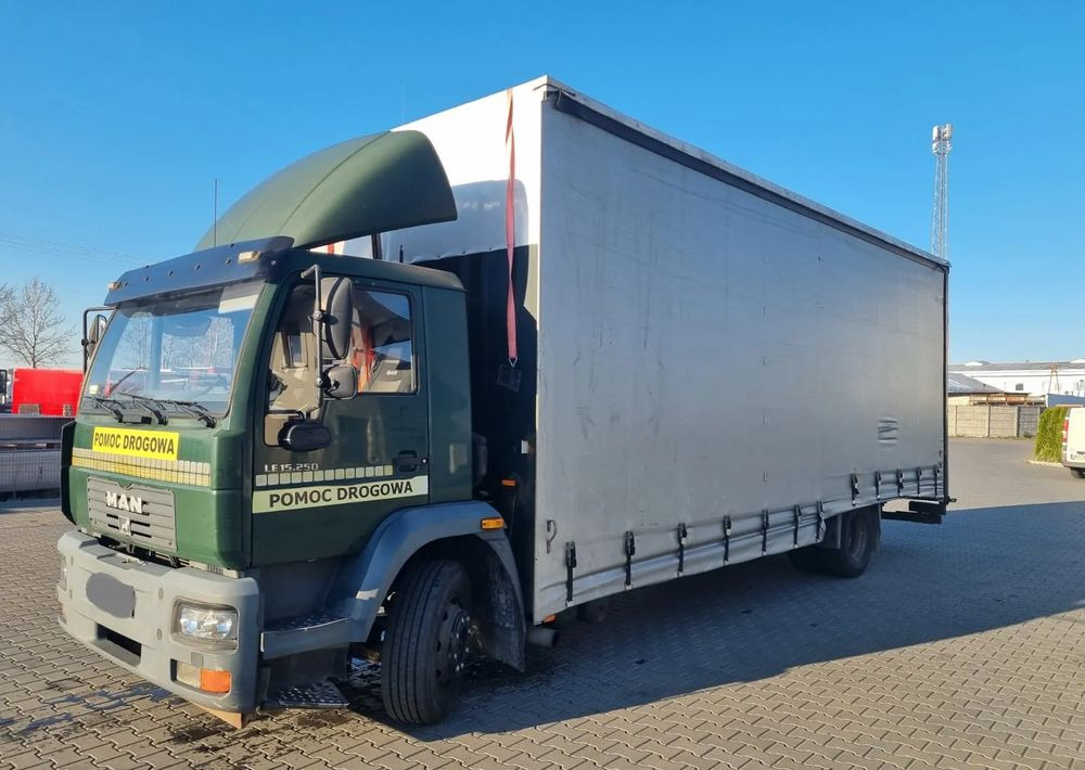 MAN LE 15 220 - Xe tải kéo: hình 1 MAN LE 15 220 - Xe tải kéo: hình 1