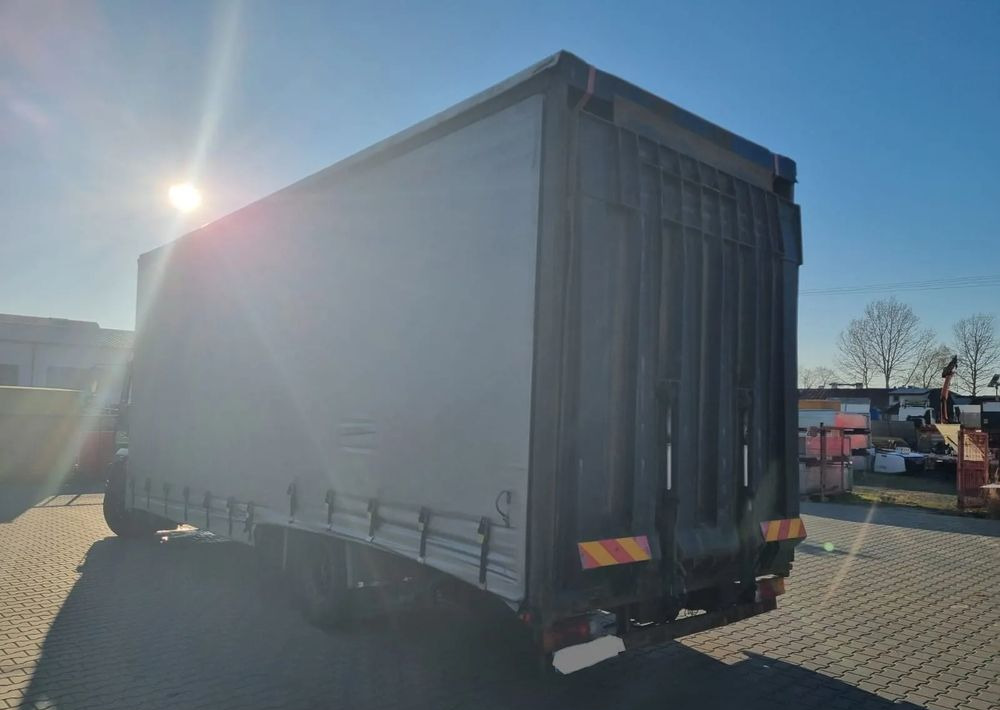 MAN LE 15 220 - Xe tải kéo: hình 4 MAN LE 15 220 - Xe tải kéo: hình 4