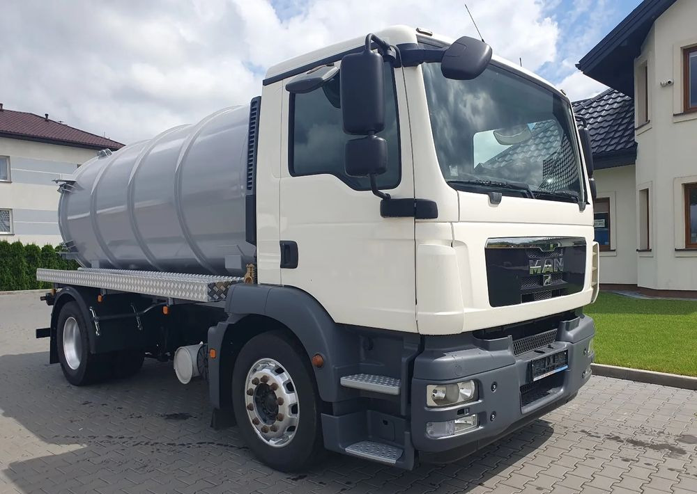 MAN TGM 18 340 - Xe tải chở rác: hình 2 MAN TGM 18 340 - Xe tải chở rác: hình 2