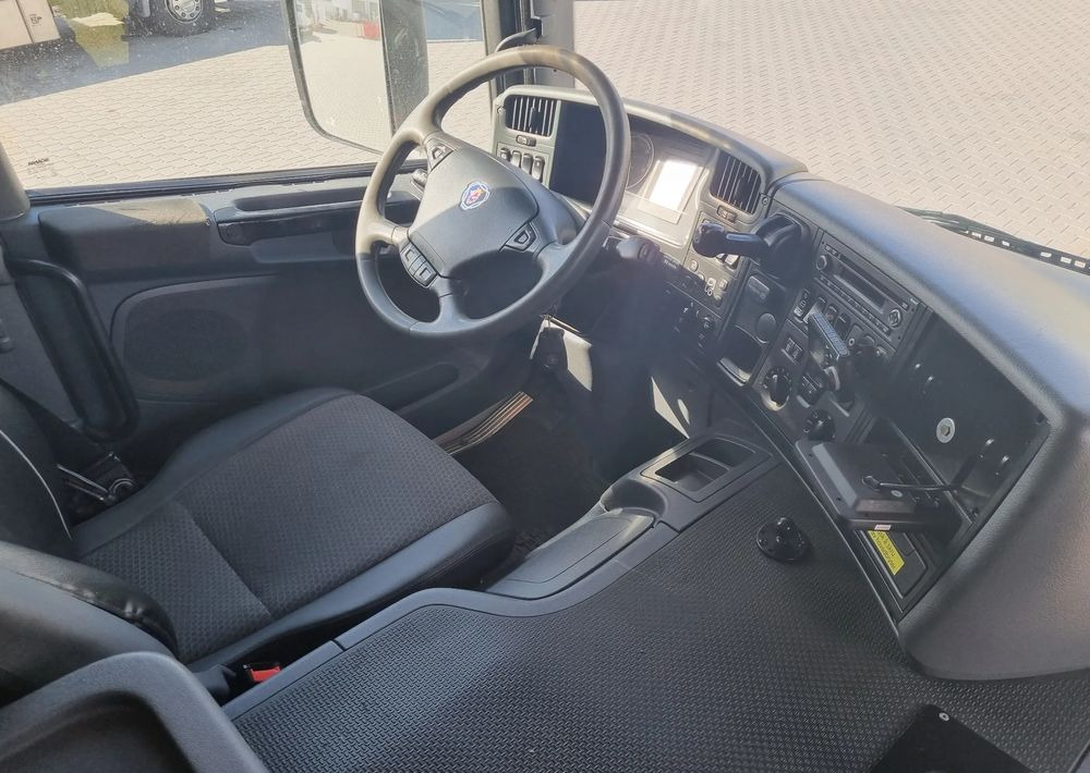 Scania P360 - Xe tải khung gầm: hình 5 Scania P360 - Xe tải khung gầm: hình 5