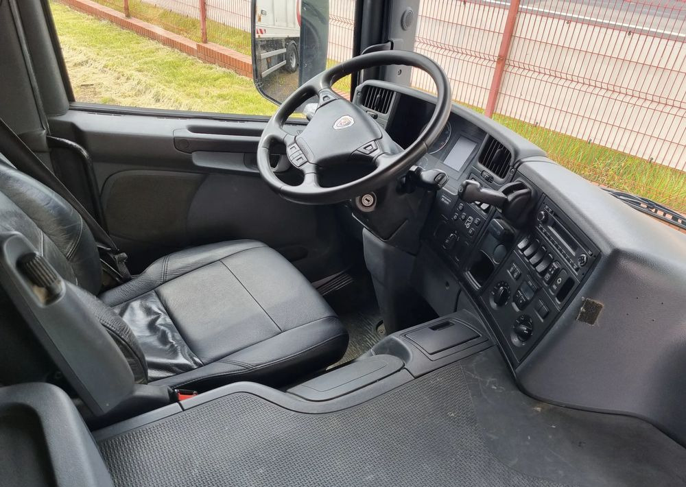 Scania P360 - Xe tải chở rác: hình 5 Scania P360 - Xe tải chở rác: hình 5