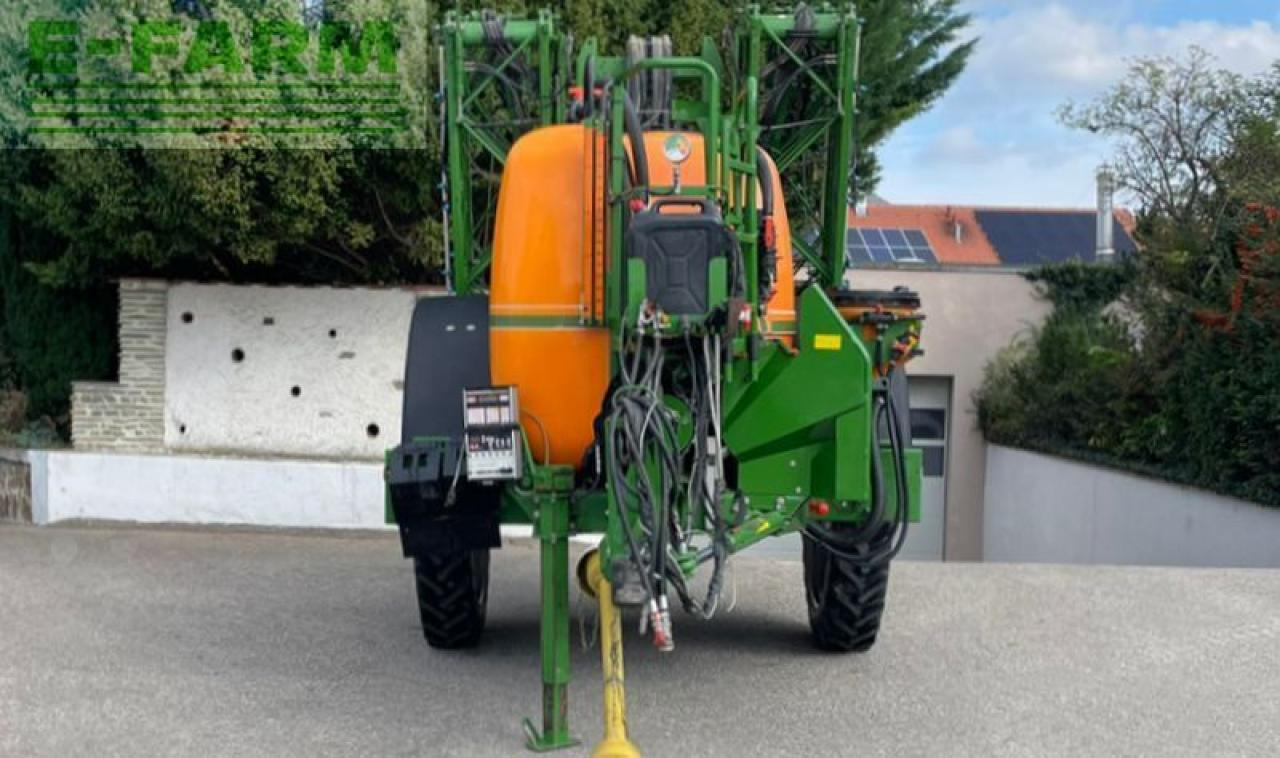 Amazone ug 3000 - Máy xịt kéo: hình 2 Amazone ug 3000 - Máy xịt kéo: hình 2