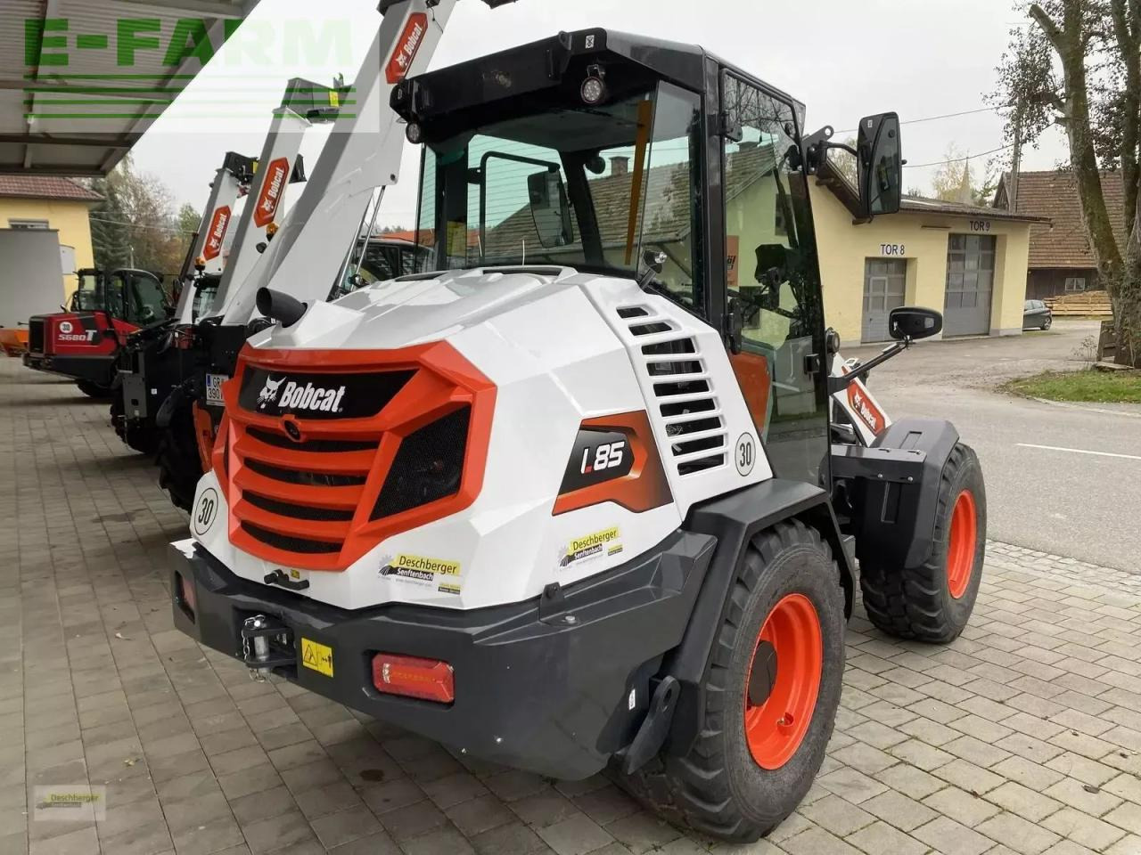 Bobcat l 85 - Máy xúc mini: hình 5 Bobcat l 85 - Máy xúc mini: hình 5