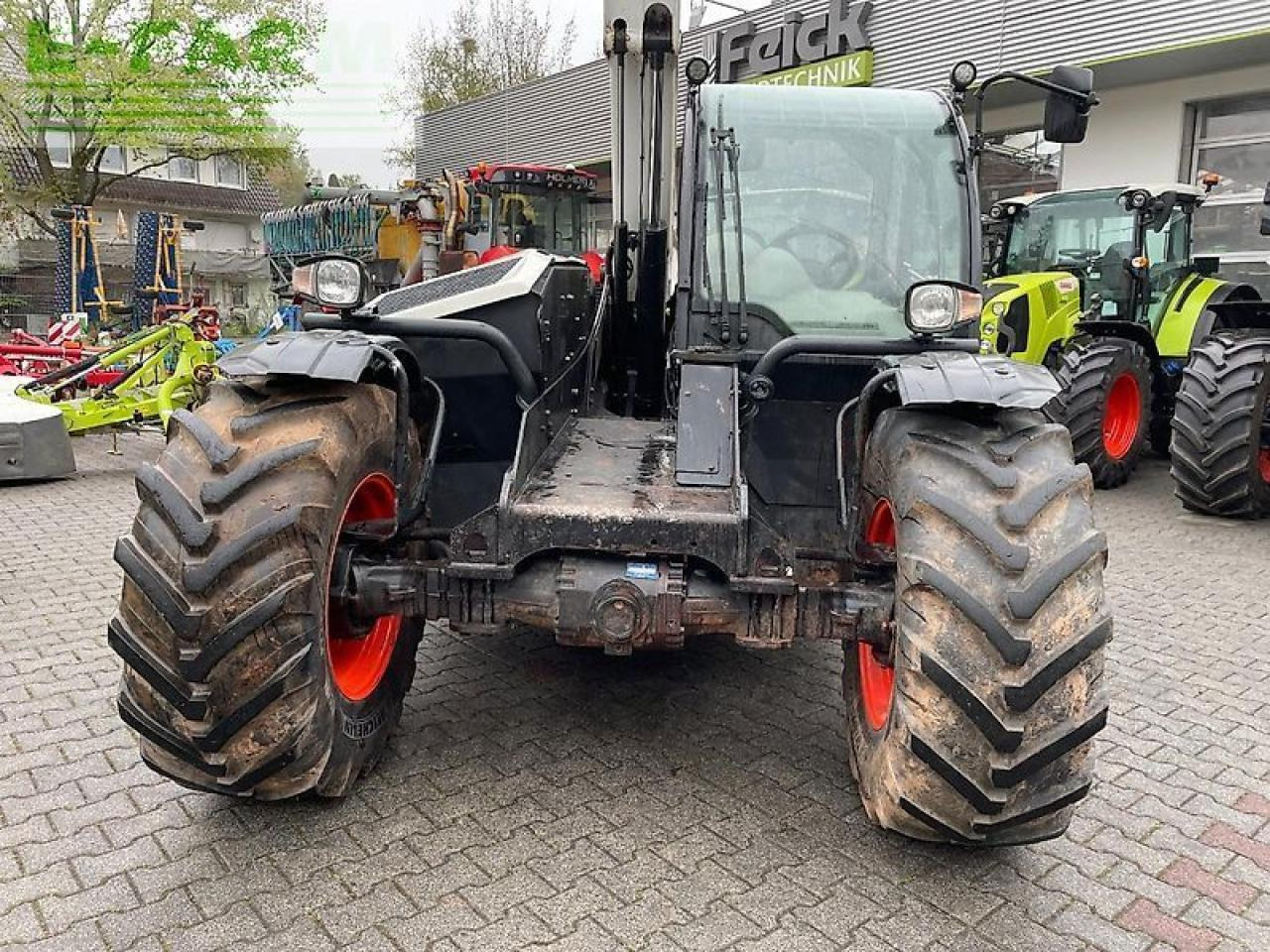 Bobcat tl38.70 - Xe nhấc hình viễn vọng kính: hình 3 Bobcat tl38.70 - Xe nhấc hình viễn vọng kính: hình 3