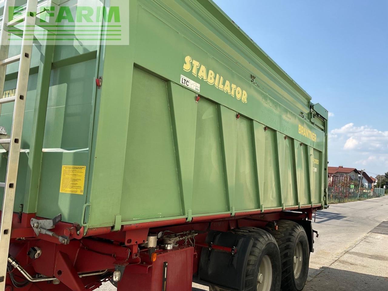 Brantner TA20051 - Toa kéo trang trại: hình 5 Brantner TA20051 - Toa kéo trang trại: hình 5