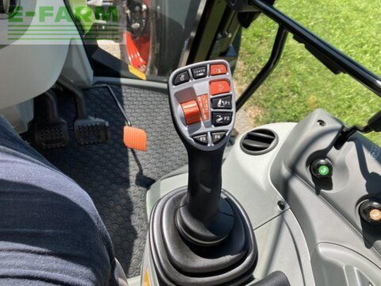 Máy cày CLAAS arion 450 cis panoramic CIS: hình 23 Máy cày CLAAS arion 450 cis panoramic CIS: hình 23