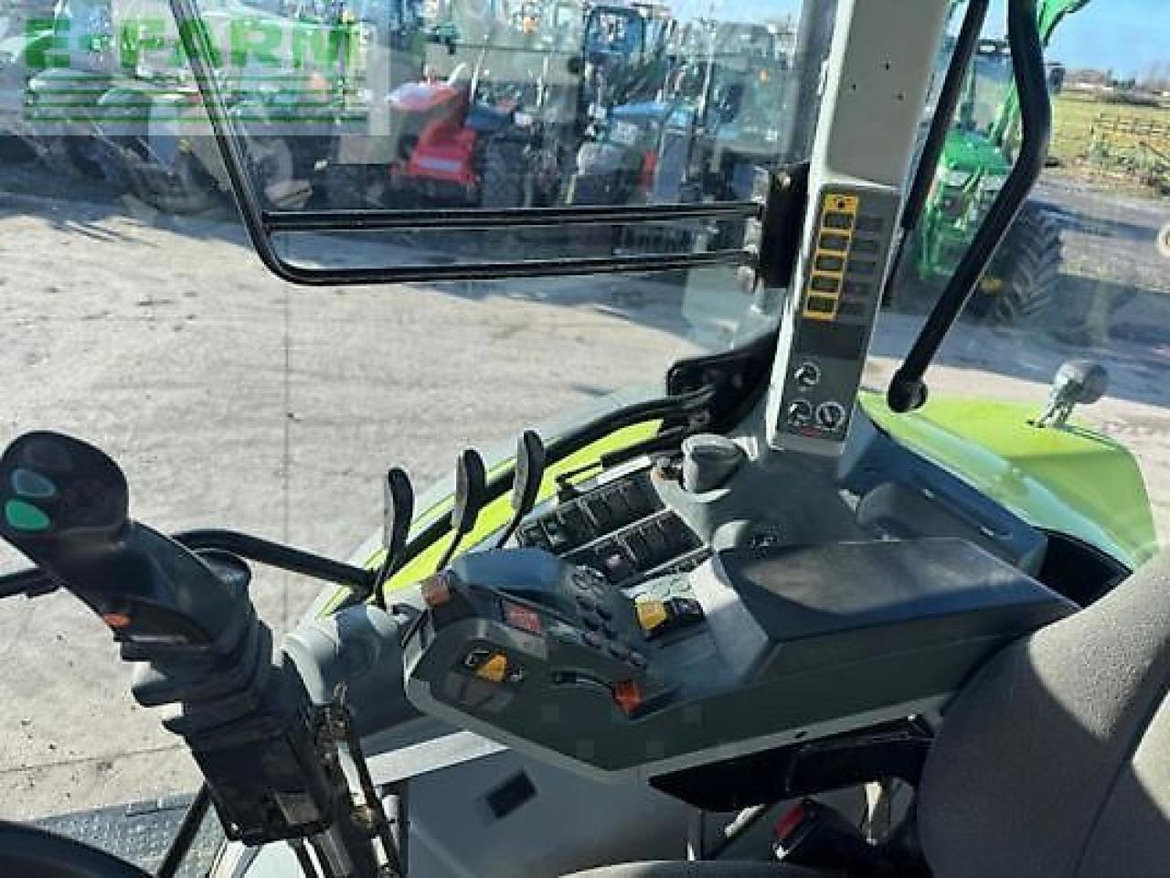Máy cày CLAAS arion 520: hình 9