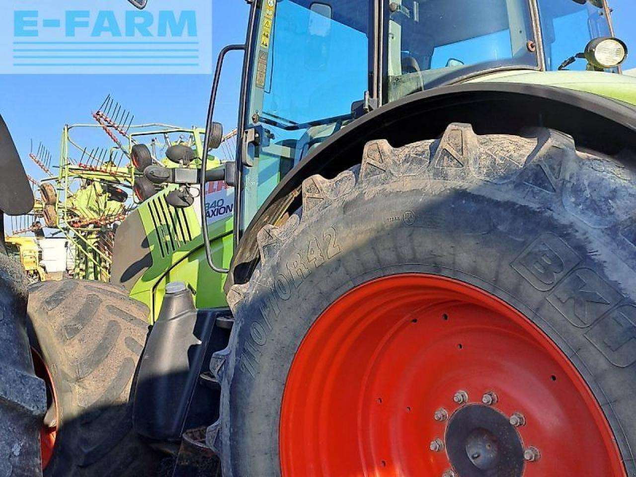 CLAAS axion 840 c-matic CMATIC - Máy cày: hình 4 CLAAS axion 840 c-matic CMATIC - Máy cày: hình 4