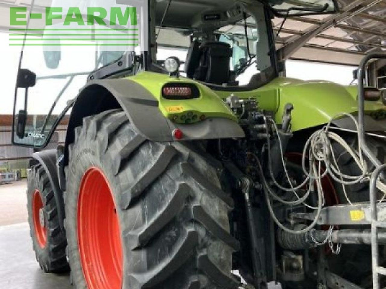 CLAAS axion 870 cmatic CMATIC - Máy cày: hình 4 CLAAS axion 870 cmatic CMATIC - Máy cày: hình 4