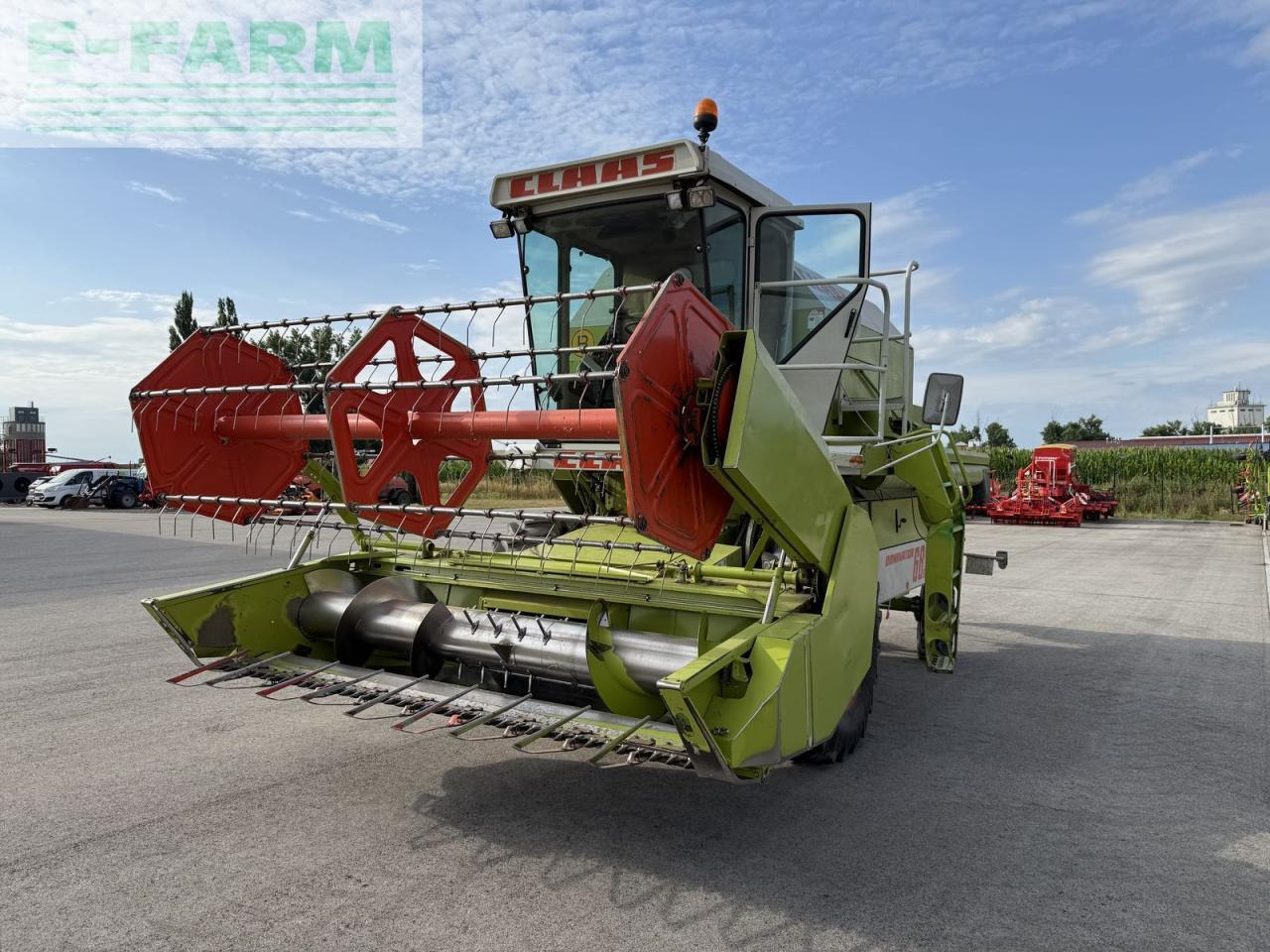 Máy gặt đập CLAAS dominator 68 s: hình 10