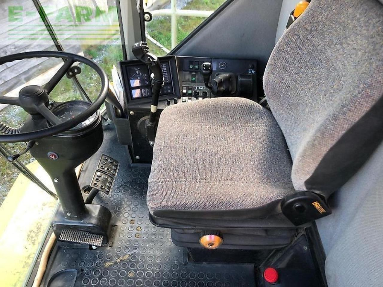 Máy gặt đập CLAAS mega 208: hình 12
