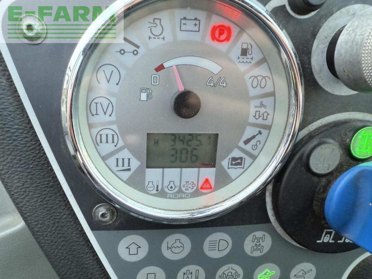Xe nhấc hình viễn vọng kính CLAAS scorpion 7055 agri: hình 11