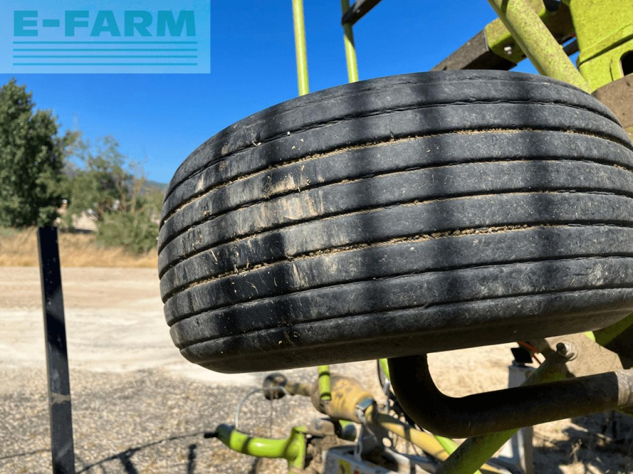 CLAAS volto 1100 t - Dàn trải/ Cào: hình 4 CLAAS volto 1100 t - Dàn trải/ Cào: hình 4