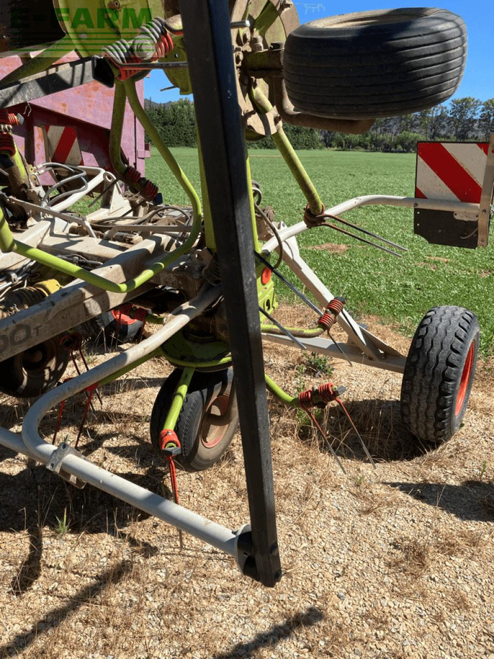 CLAAS volto 1100 t - Dàn trải/ Cào: hình 5 CLAAS volto 1100 t - Dàn trải/ Cào: hình 5