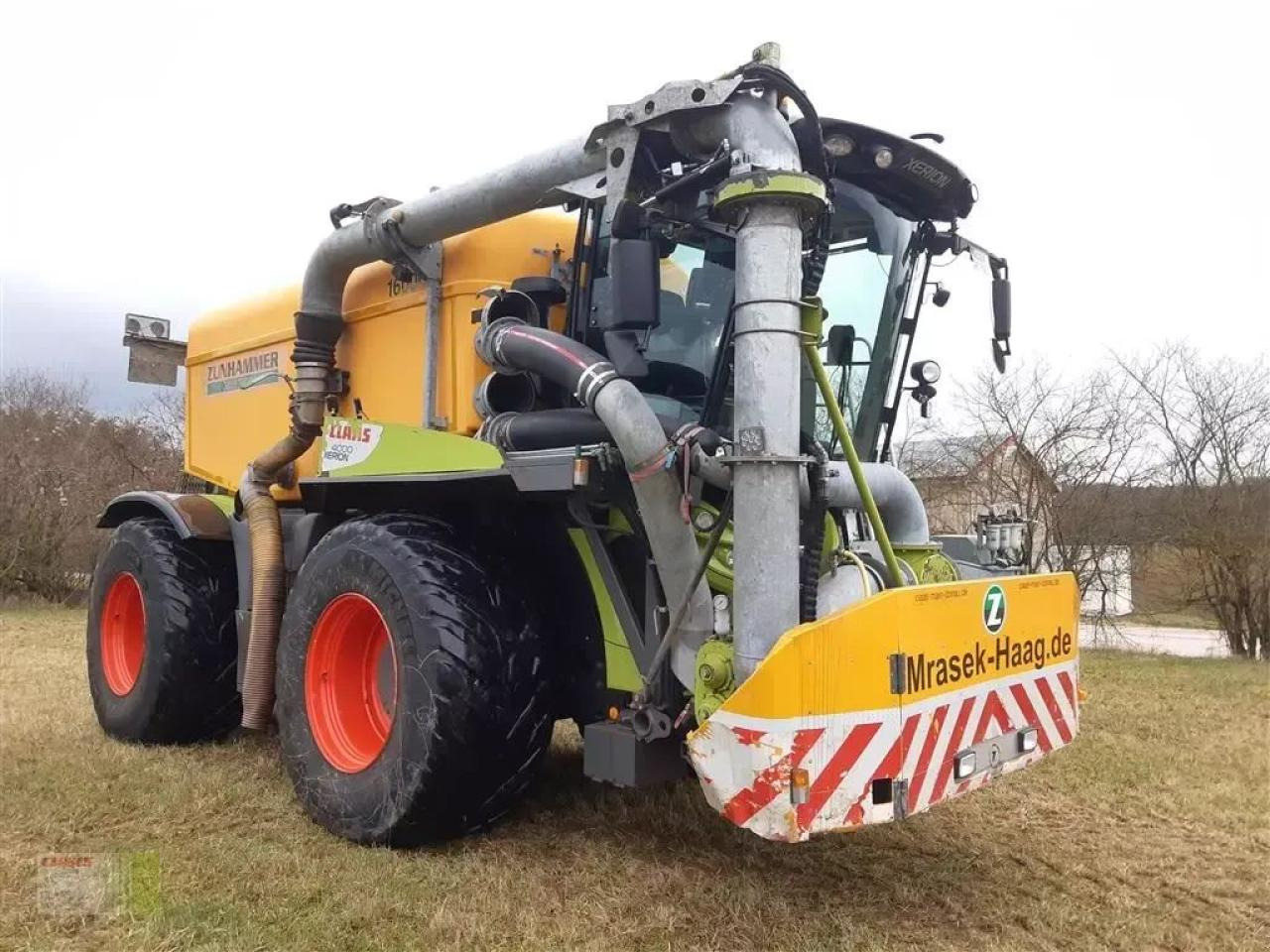 CLAAS xerion 4000 saddle trac SADDLE TRAC - Máy phun xịt tự hành: hình 5 CLAAS xerion 4000 saddle trac SADDLE TRAC - Máy phun xịt tự hành: hình 5