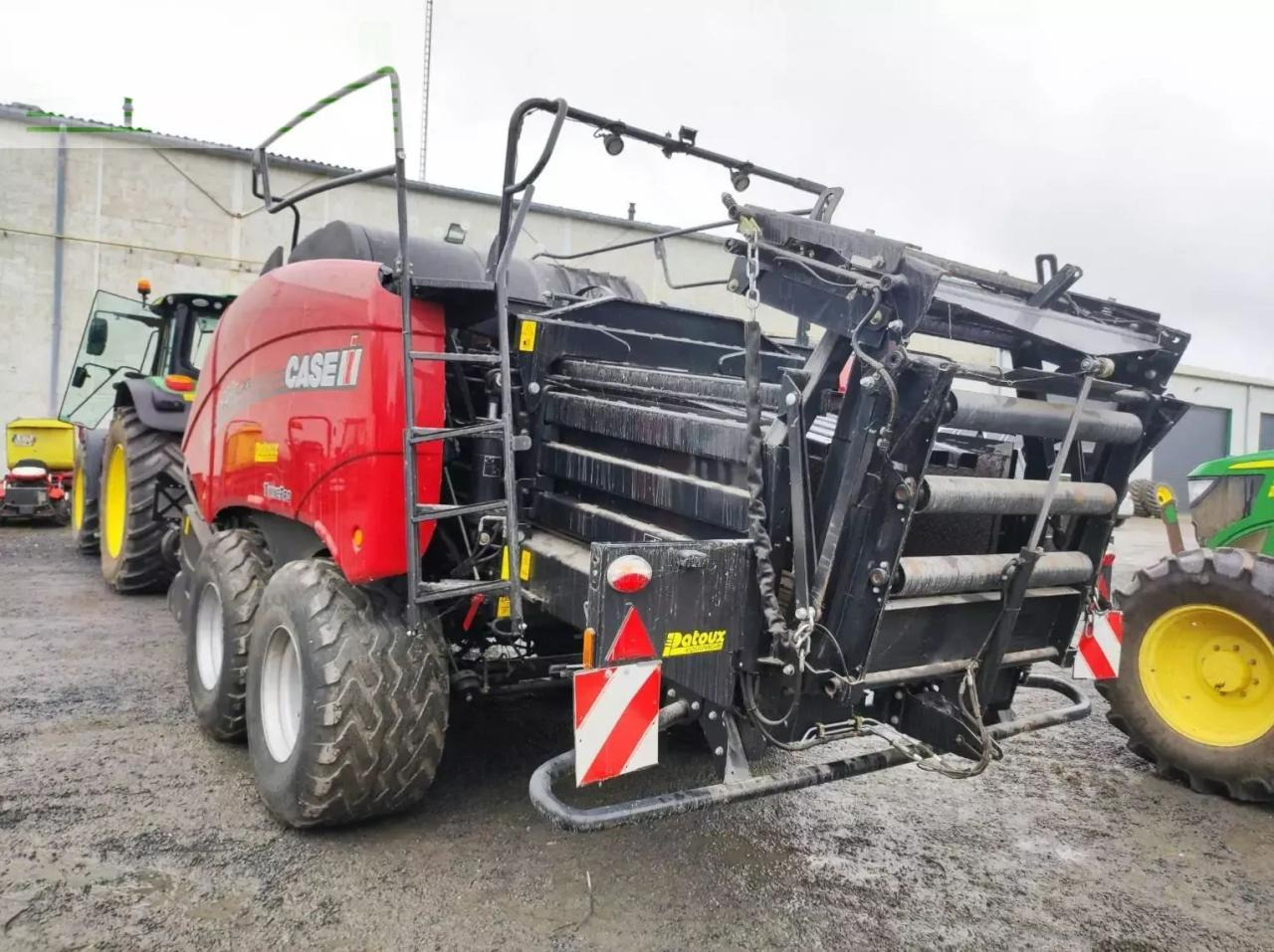Case-IH lb434r xl - Máy đóng kiện vuông: hình 4 Case-IH lb434r xl - Máy đóng kiện vuông: hình 4