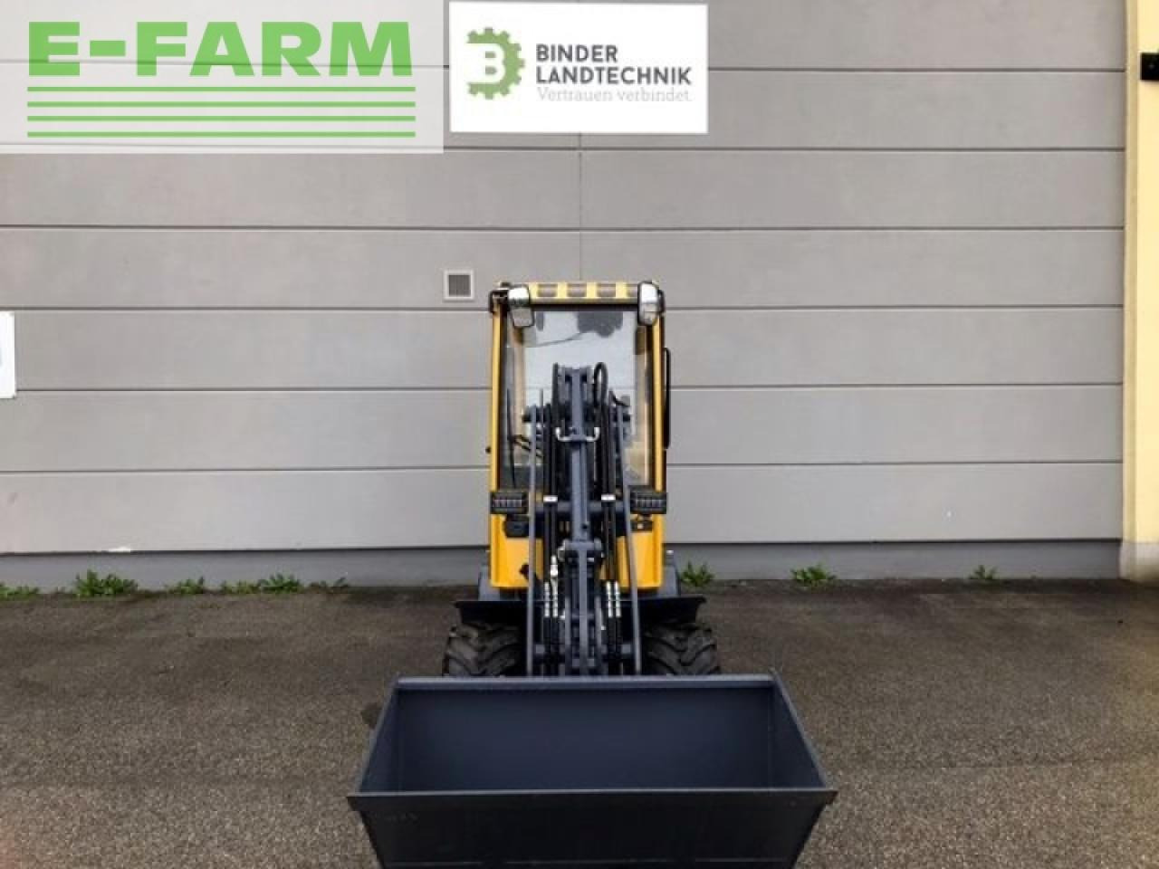 Eurotrac 810 / w11-c hoflader - Máy xúc mini: hình 3 Eurotrac 810 / w11-c hoflader - Máy xúc mini: hình 3