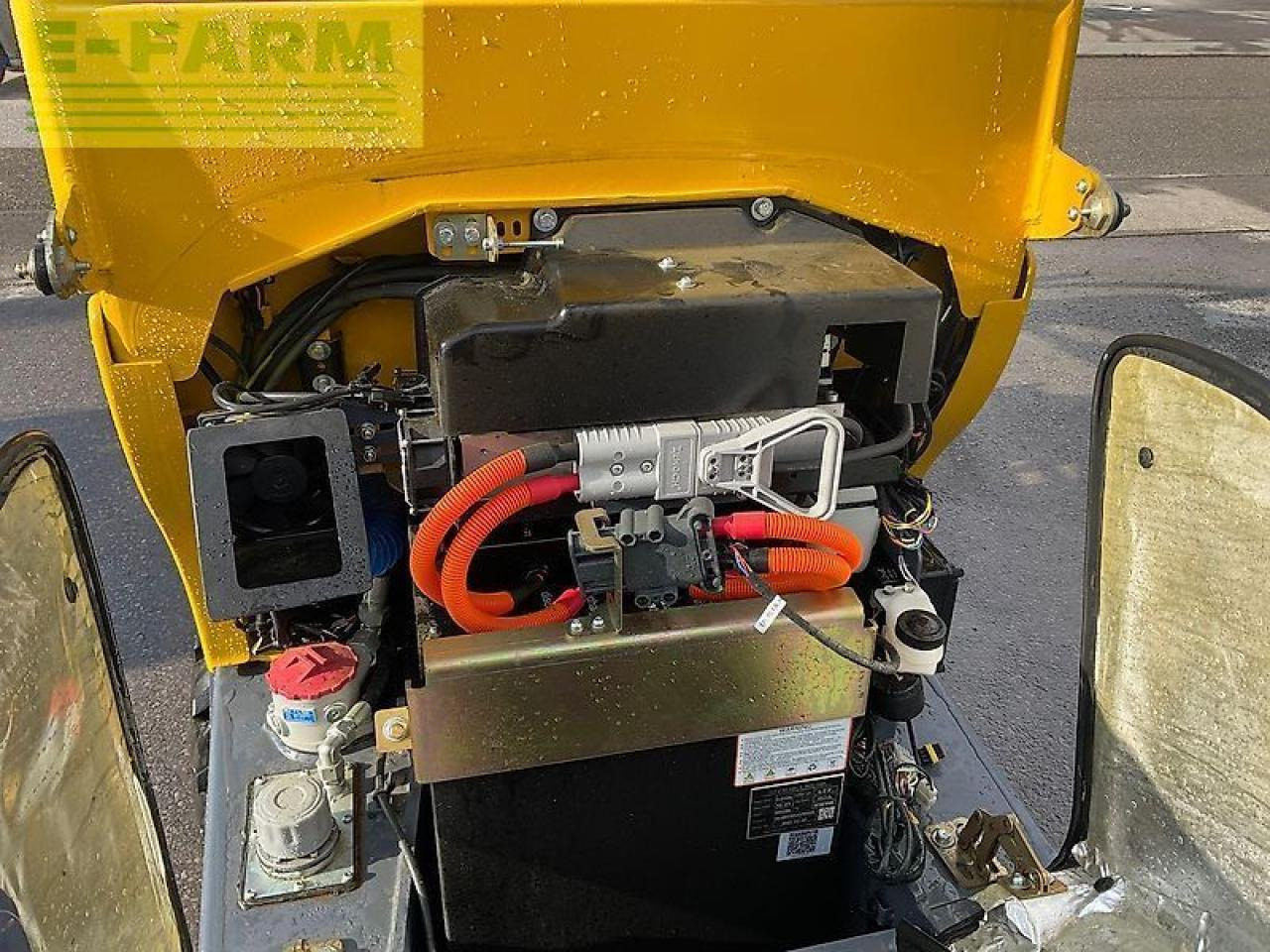 Eurotrac w11 e - Máy xúc mini: hình 4 Eurotrac w11 e - Máy xúc mini: hình 4