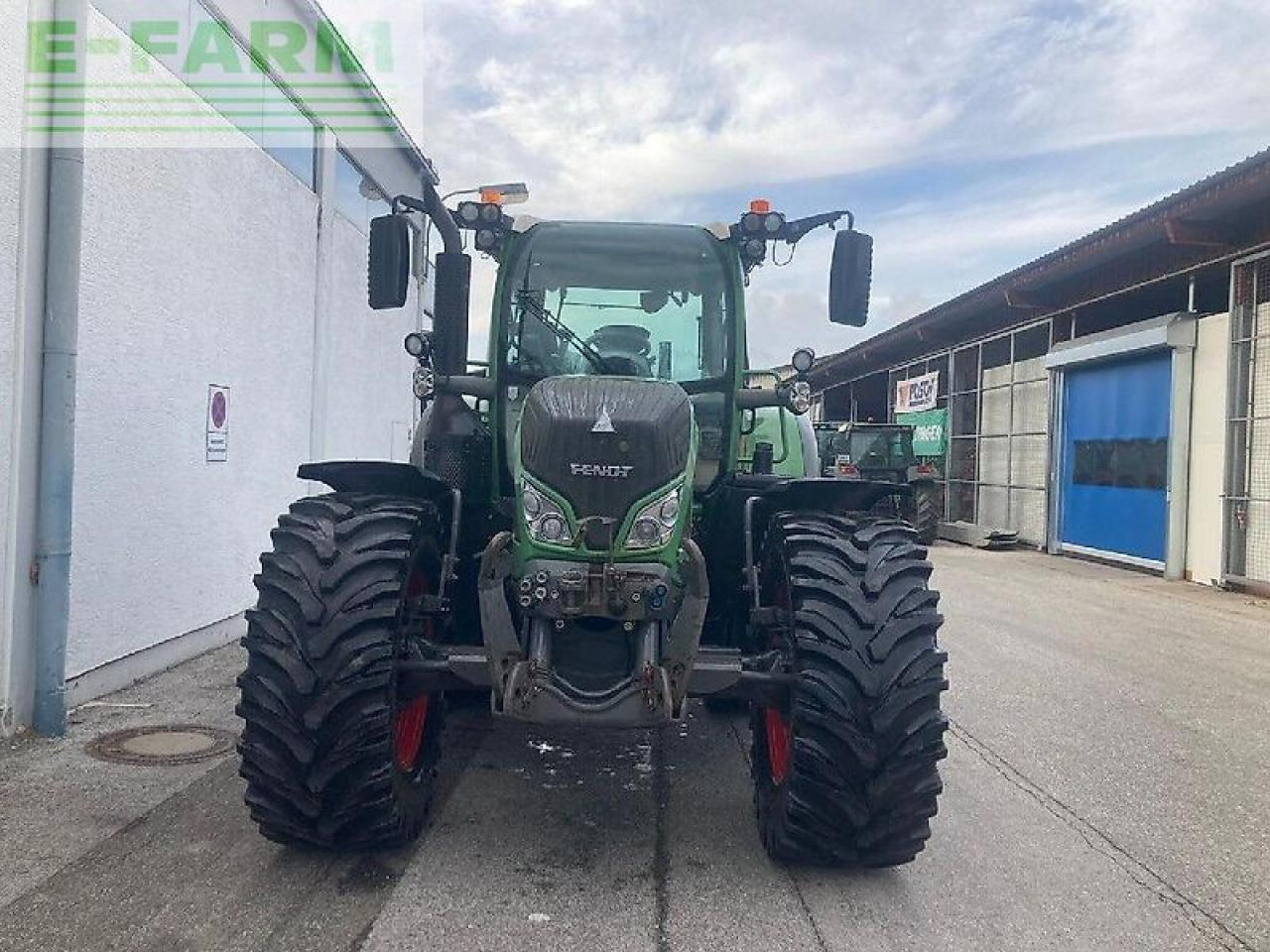 Fendt 724 profi plus - Máy cày: hình 5 Fendt 724 profi plus - Máy cày: hình 5