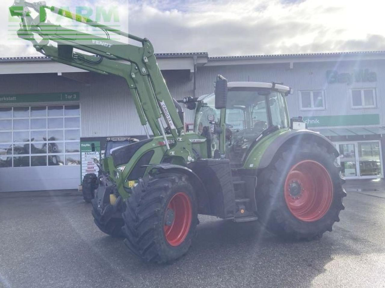 Fendt 724 vario gen6 profi plus - Máy cày: hình 1 Fendt 724 vario gen6 profi plus - Máy cày: hình 1