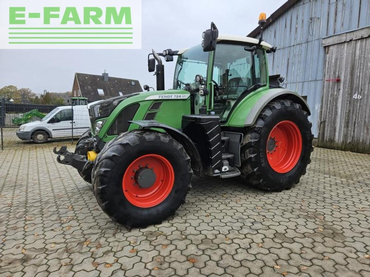 Fendt 724 vario mit frontzapfwelle - Máy cày: hình 2 Fendt 724 vario mit frontzapfwelle - Máy cày: hình 2