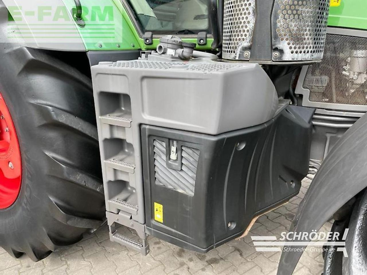 Fendt 824 vario s4 profi Profi - Máy cày: hình 3 Fendt 824 vario s4 profi Profi - Máy cày: hình 3