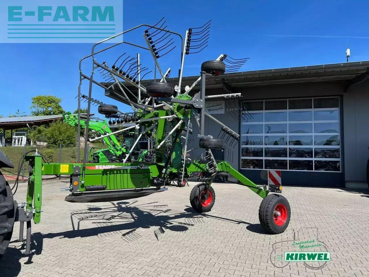 Fendt former 671 - Dàn trải/ Cào: hình 1 Fendt former 671 - Dàn trải/ Cào: hình 1