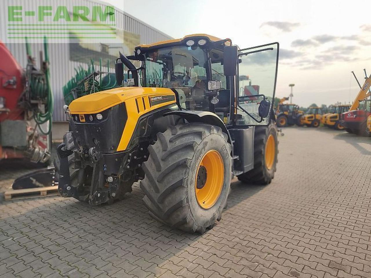 JCB 4220 fastrac - Máy cày: hình 1 JCB 4220 fastrac - Máy cày: hình 1