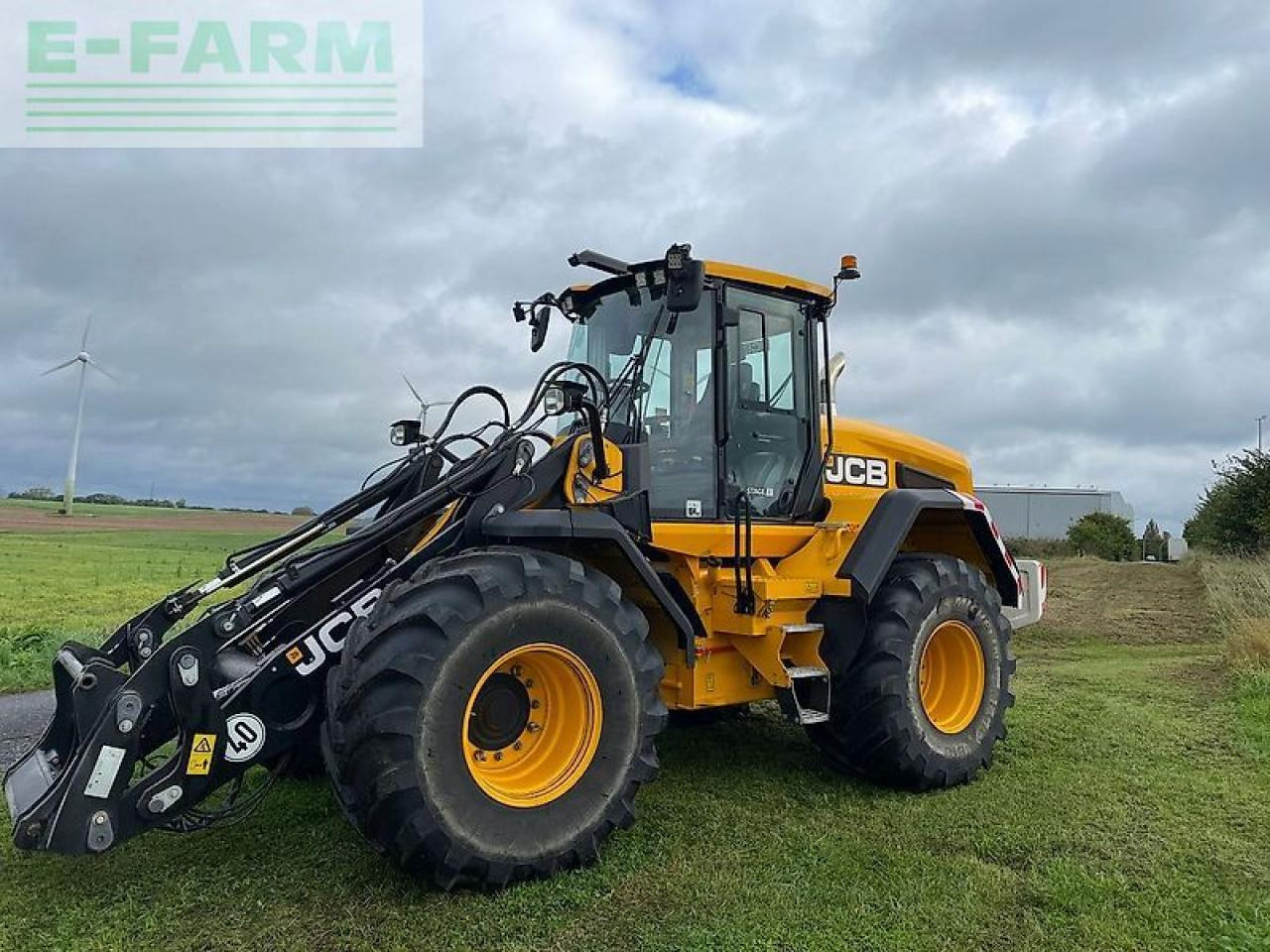 JCB 427 agri - Máy xúc mini: hình 1 JCB 427 agri - Máy xúc mini: hình 1