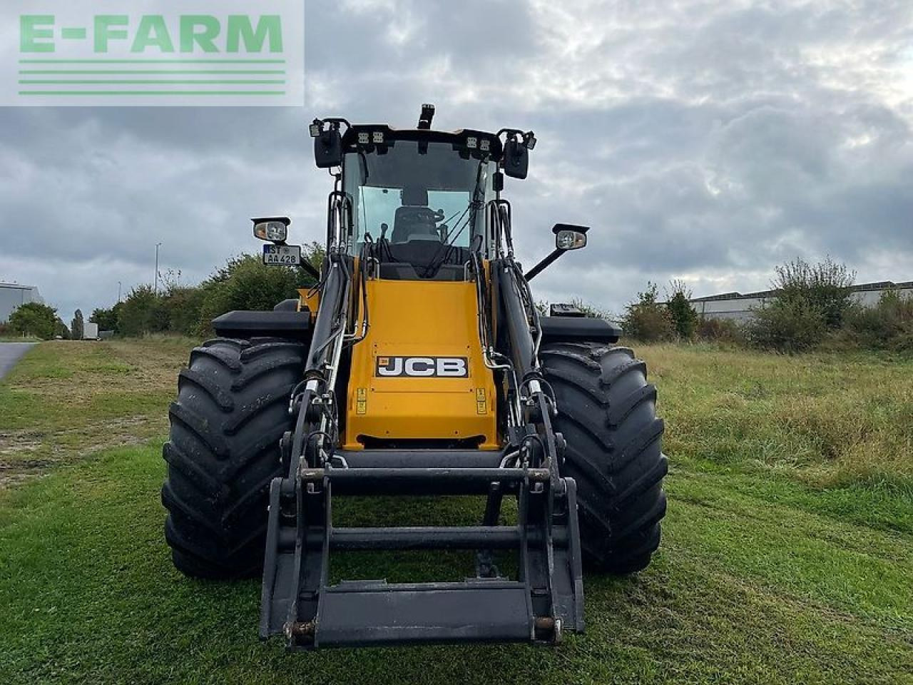 JCB 427 agri - Máy xúc mini: hình 2 JCB 427 agri - Máy xúc mini: hình 2