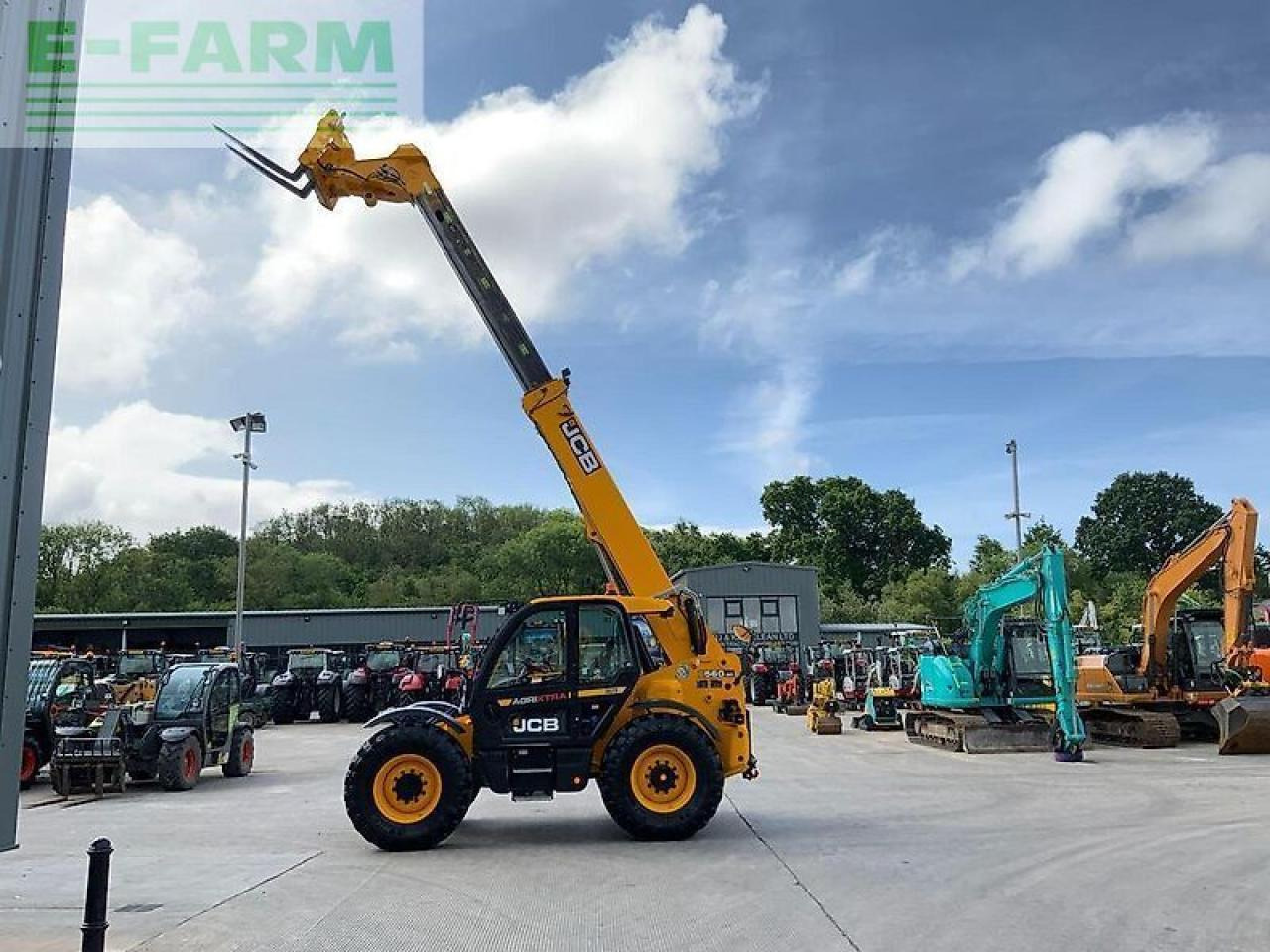 Xe nhấc hình viễn vọng kính JCB 560-80 agri xtra telehandler (st23410): hình 11 Xe nhấc hình viễn vọng kính JCB 560-80 agri xtra telehandler (st23410): hình 11
