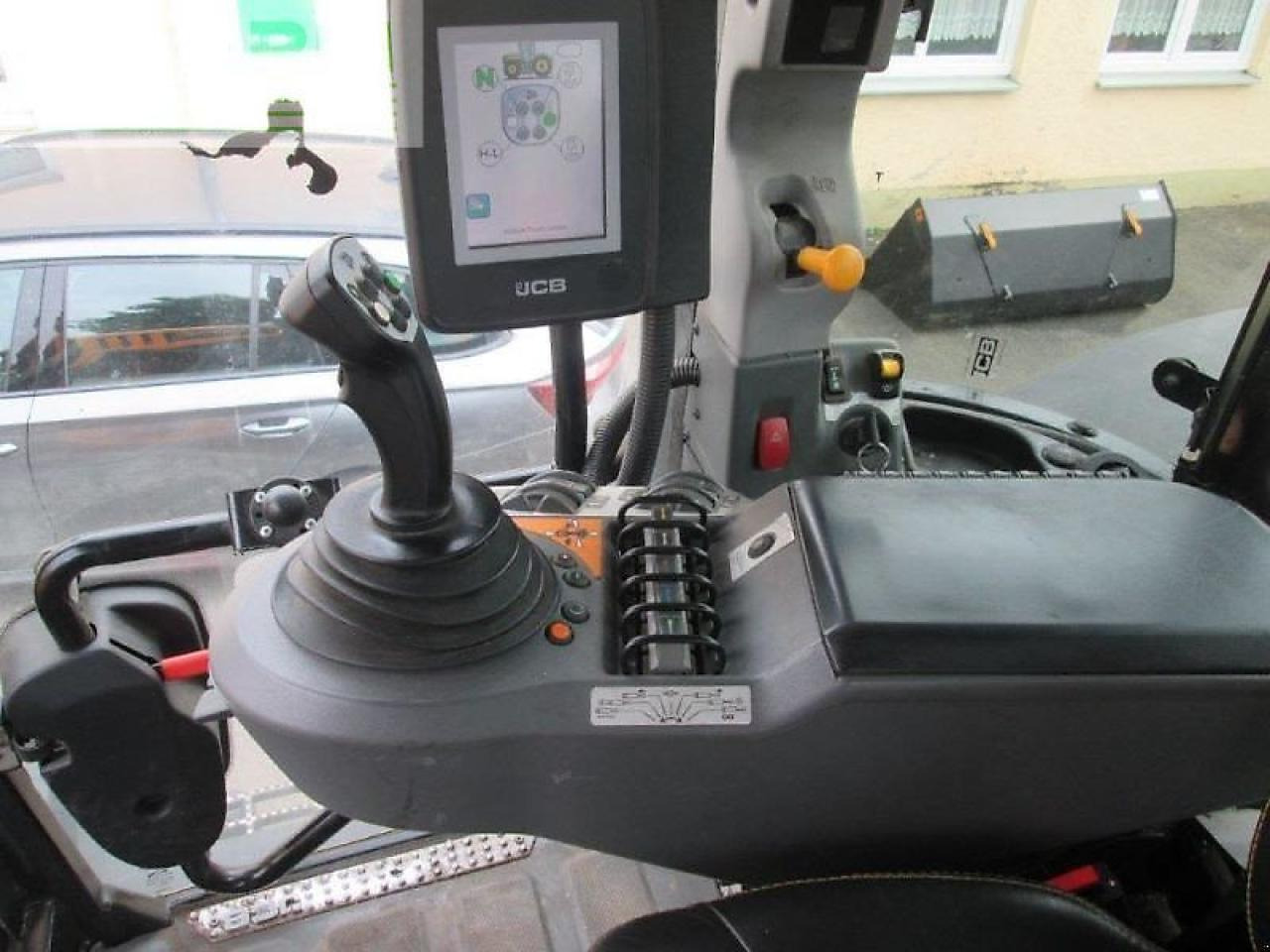 Máy cày JCB 8330: hình 12