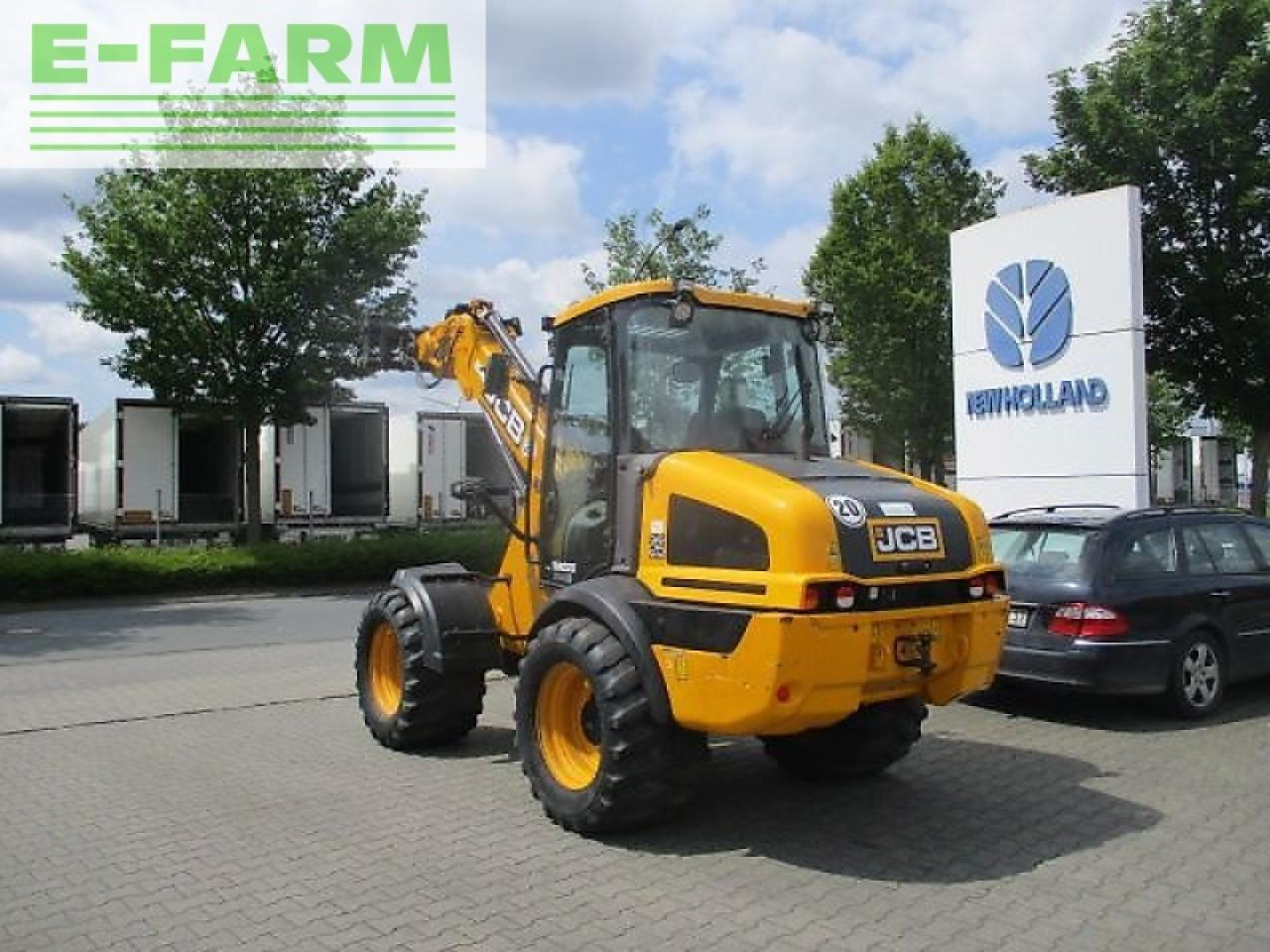 JCB tm 220 teleskopradlader - Xe nhấc hình viễn vọng kính: hình 4 JCB tm 220 teleskopradlader - Xe nhấc hình viễn vọng kính: hình 4