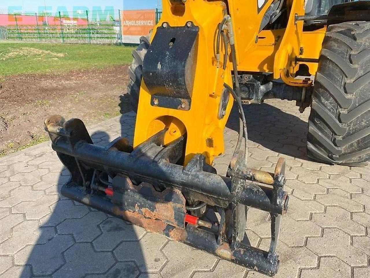 JCB tm 220 teleskopradlader - Xe nhấc hình viễn vọng kính: hình 2 JCB tm 220 teleskopradlader - Xe nhấc hình viễn vọng kính: hình 2