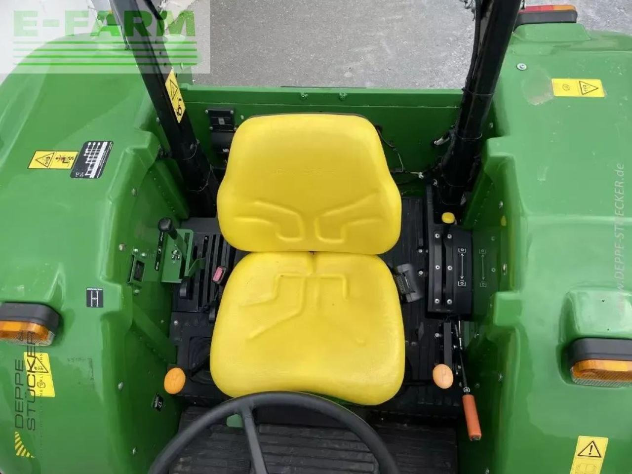 Máy cày John Deere 5055e: hình 6