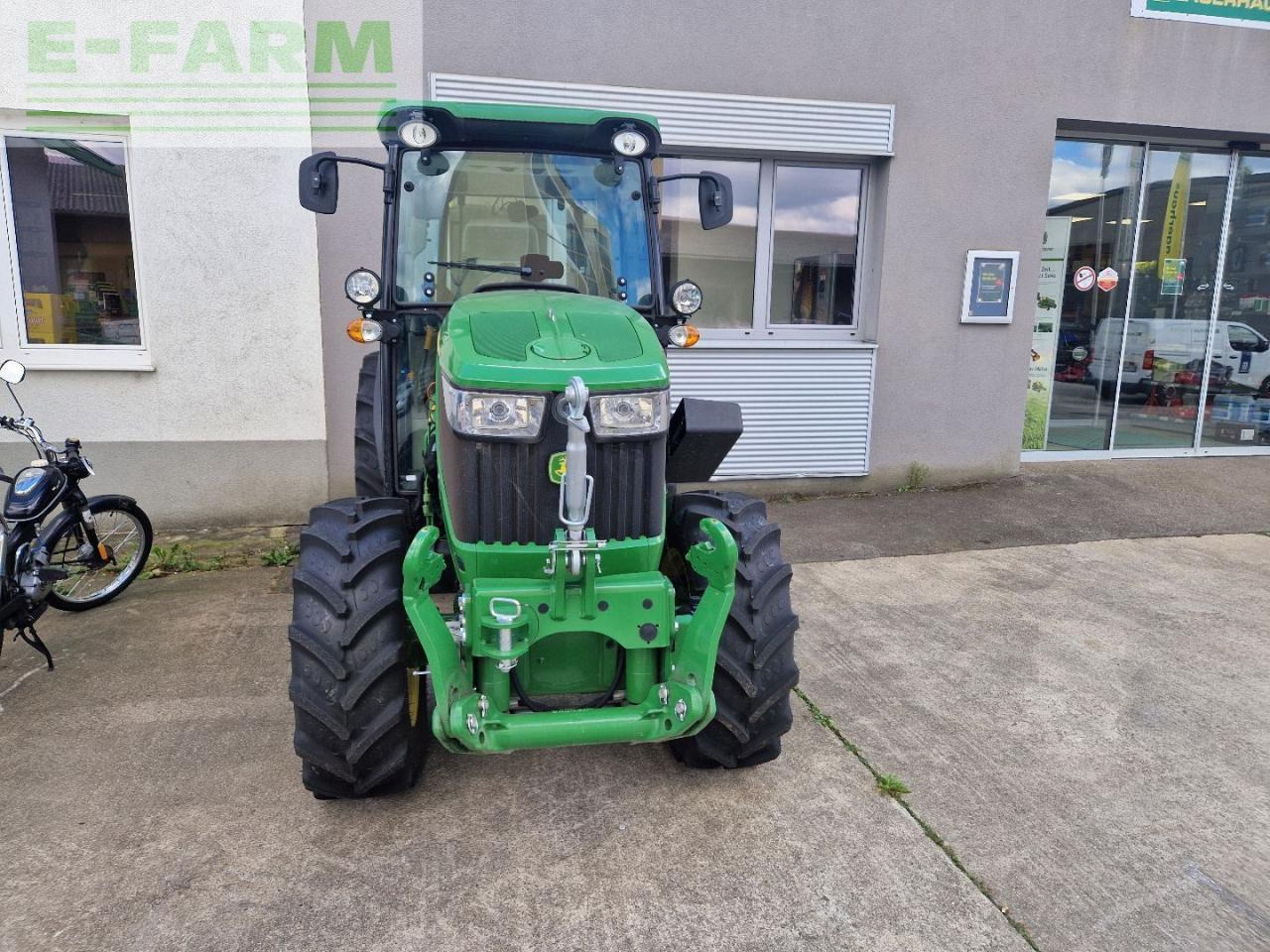 John Deere 5075 GF - Máy cày: hình 3 John Deere 5075 GF - Máy cày: hình 3