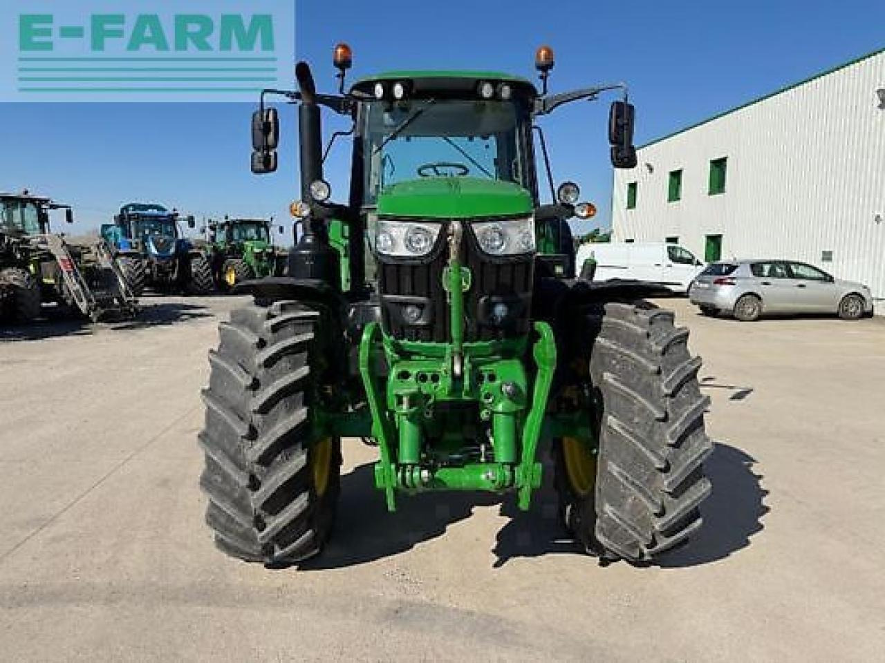 John Deere 6155m - Máy cày: hình 2 John Deere 6155m - Máy cày: hình 2