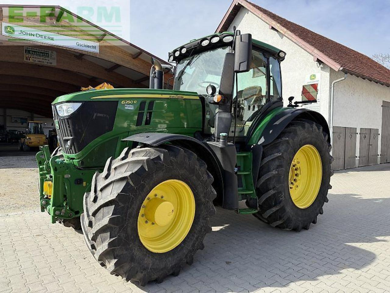 John Deere 6250r ultimate - Máy cày: hình 1 John Deere 6250r ultimate - Máy cày: hình 1