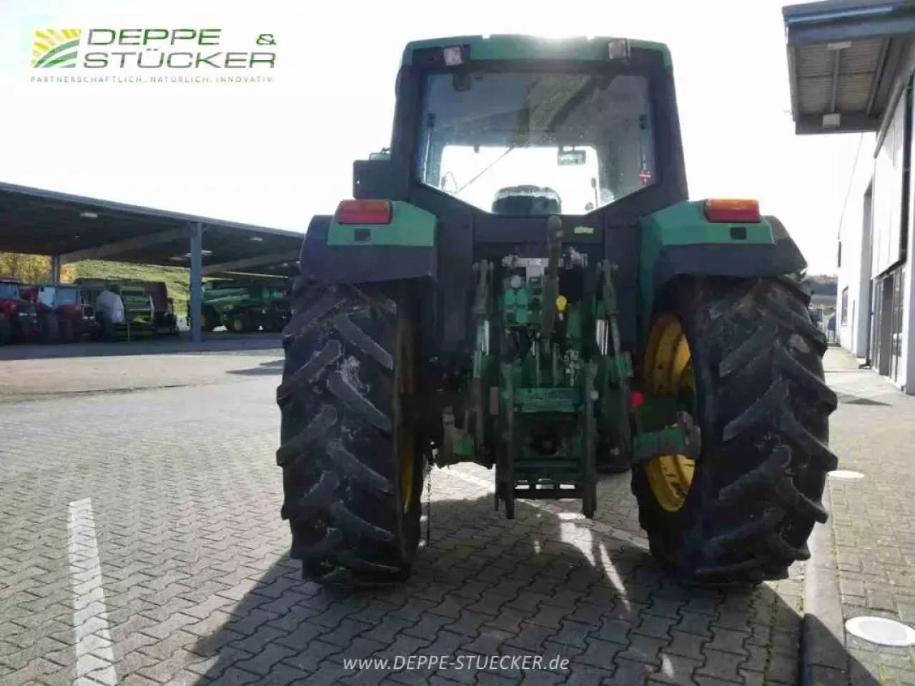 John Deere 6310 - Máy cày: hình 5 John Deere 6310 - Máy cày: hình 5
