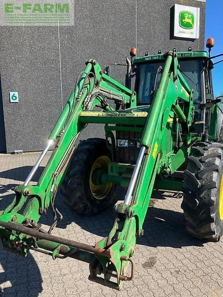 John Deere 6810 - Máy cày: hình 4 John Deere 6810 - Máy cày: hình 4