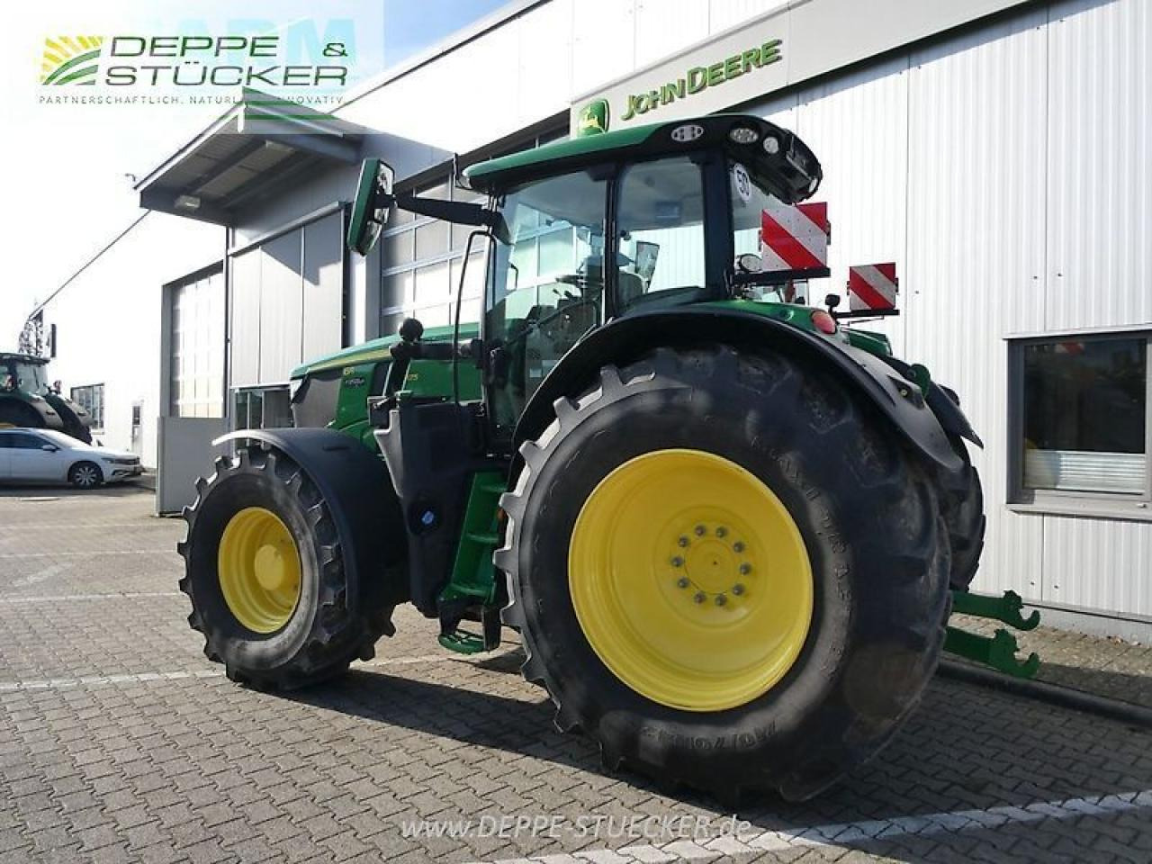 John Deere 6r 175 - Máy cày: hình 3 John Deere 6r 175 - Máy cày: hình 3