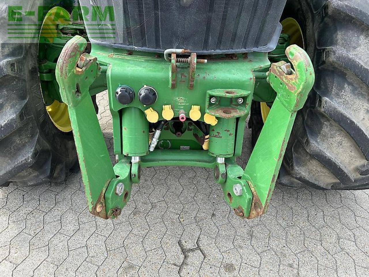 John Deere 7230r - Máy cày: hình 5 John Deere 7230r - Máy cày: hình 5